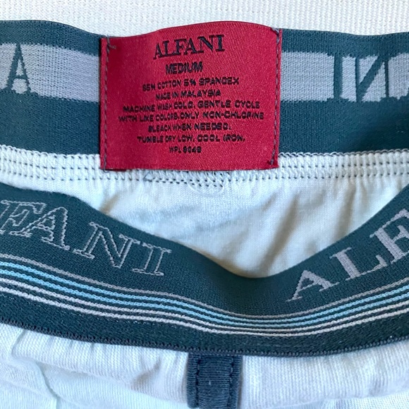 TWO PAIRS ALFANI MEN’S BRIEFS (TRUNKS) SIZE M, NEW W/ TAGS - Picture 4 of 12